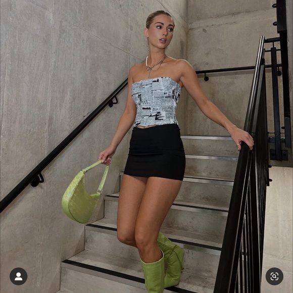 ZARA Newspaper Print Crop Top - Picture 6 of 13